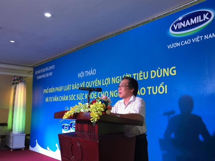 Vinamilk[-]tiếp[-]tục[-]chăm[-]sóc[-]sức[-]khỏe[-]cho[-]hơn[-]1.300[-]người[-]cao[-]tuổi